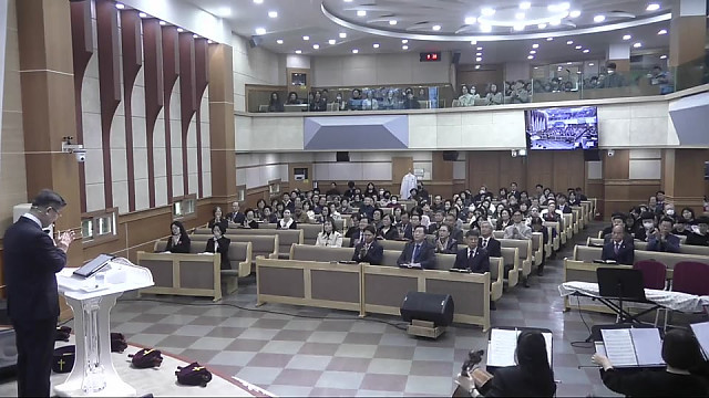 “ 하나님이 보는 사람으로 살아갈 때 ”